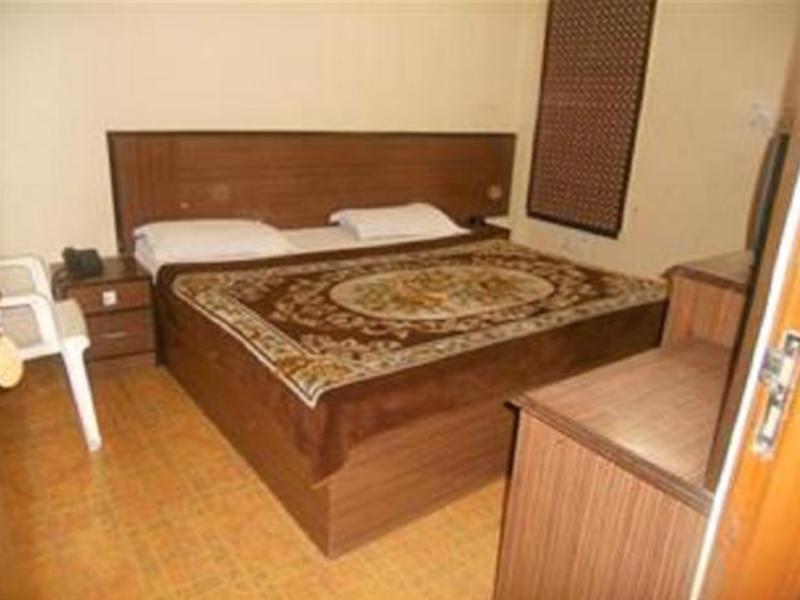 Hotel Prince Palace Deluxe - Paharganj - New Delhi Exterior photo
