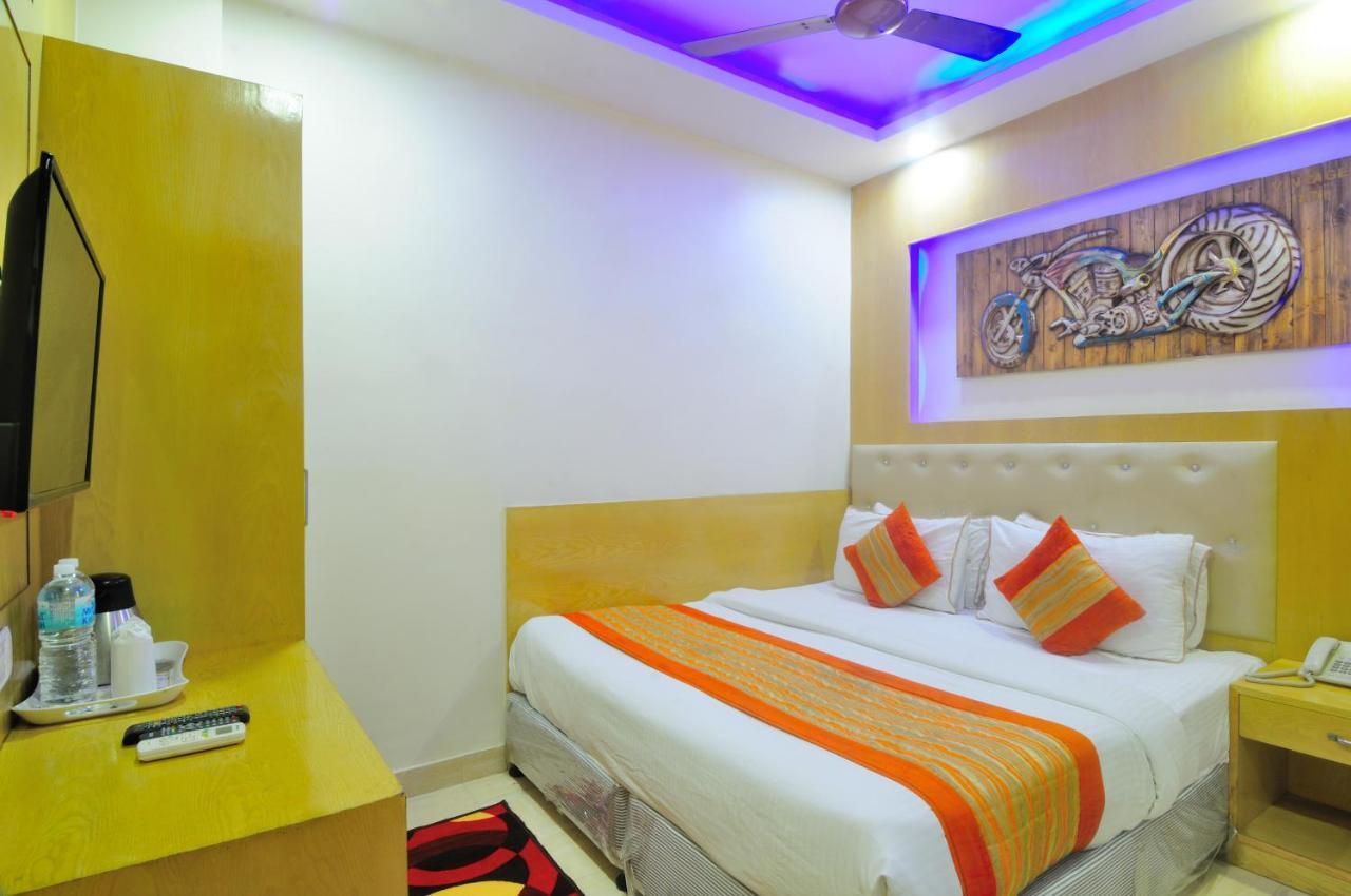 Hotel Prince Palace Deluxe - Paharganj - New Delhi Exterior photo